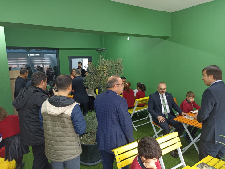 Plevne İlkokulu'nda Kütüphane Açılışı Yapıldı
