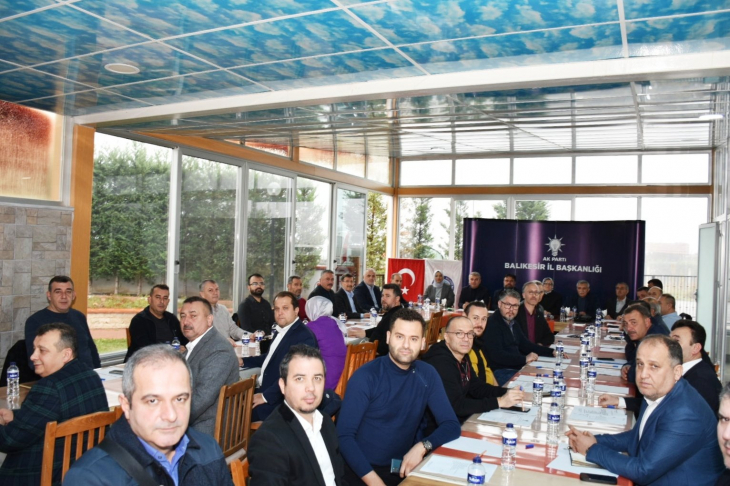 AK Parti Balıkesir İl Başkanlığı Aralık Ayı İlçe Başkanları Toplantısı Yapıldı