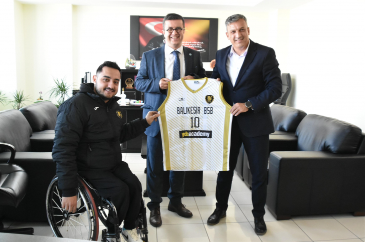 Büyükşehir'in Tekerlekli Basketbol Takımı emin ellerde