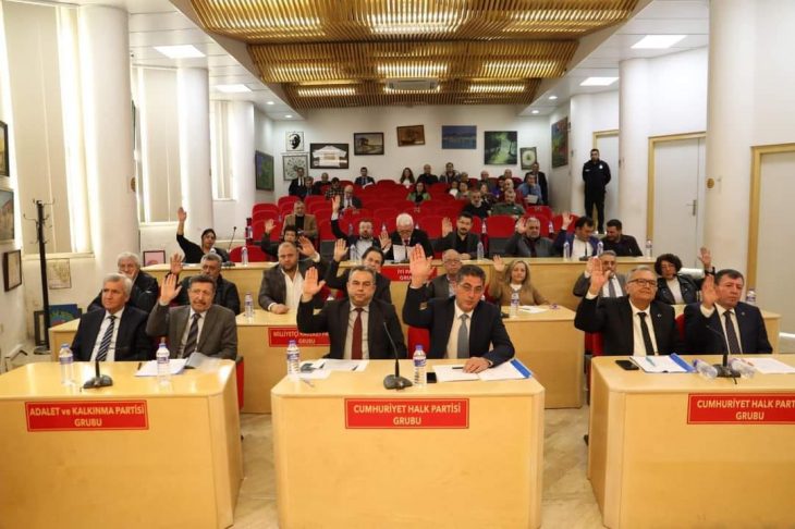 Burhaniye Belediyesi Meclis Toplantısında Deprem Önlemleri Konuşuldu