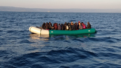 Balıkesir'de 35 Düzensiz Göçmen Kurtarıldı