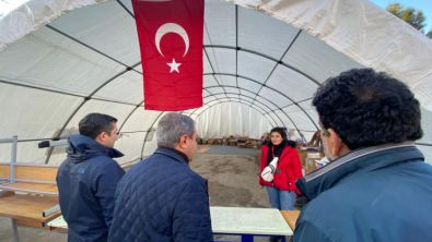 Balıkesir, Osmaniye'de Depremin Yaralarını Sarıyor