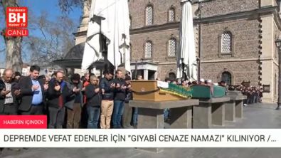Depremde Vefat Edenler İçin Balıkesir'de Gıyabi Cenaze Namazı Kılındı