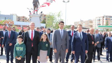 Edremit'te 23 Nisan Ulusal Egemenlik ve Çocuk Bayramı Coşkuyla Kutlandı